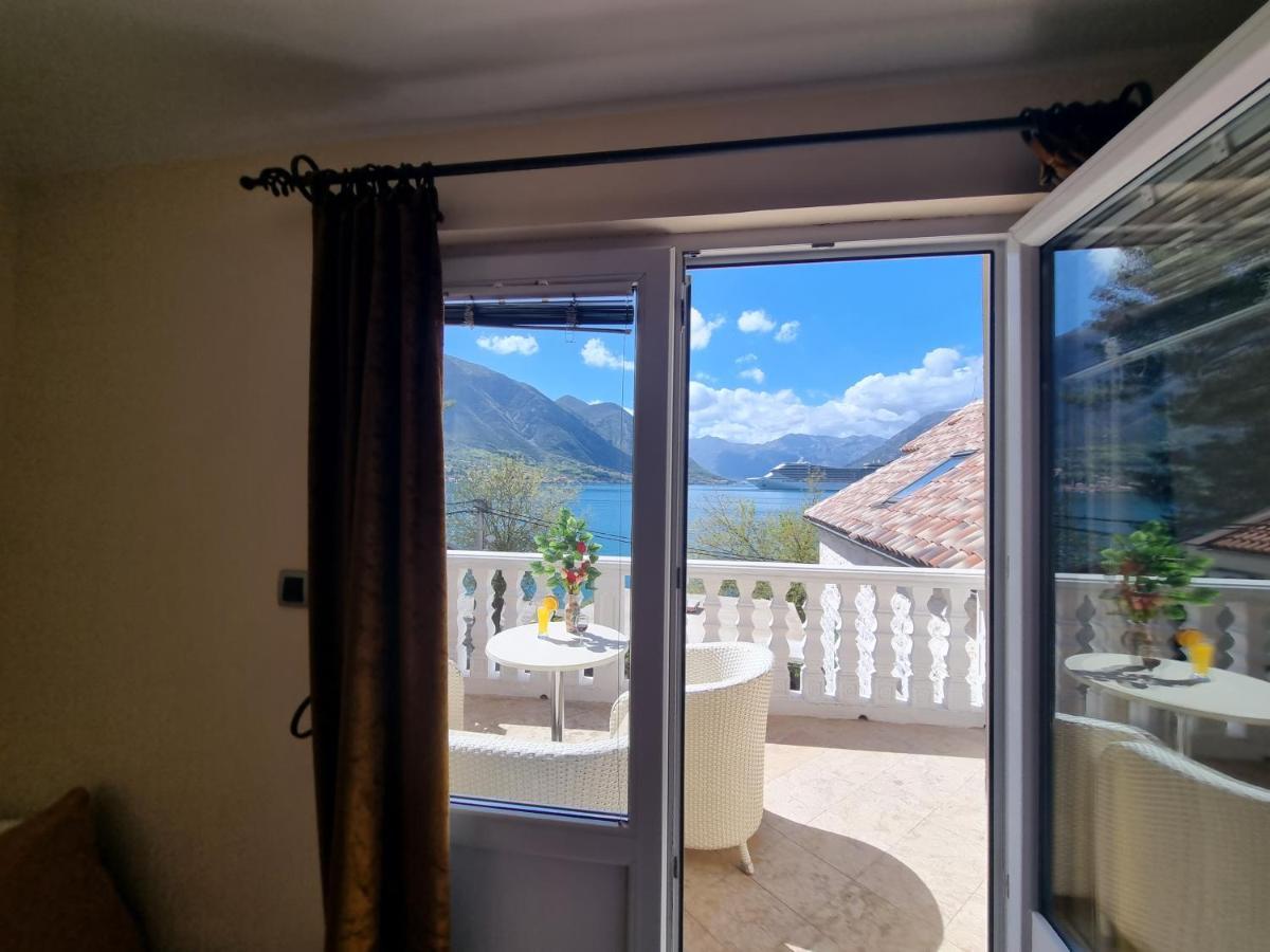 Lovely Apartment Jovan 3,With A View Of The Bay And Free Wi-Fi Kotor Exterior photo