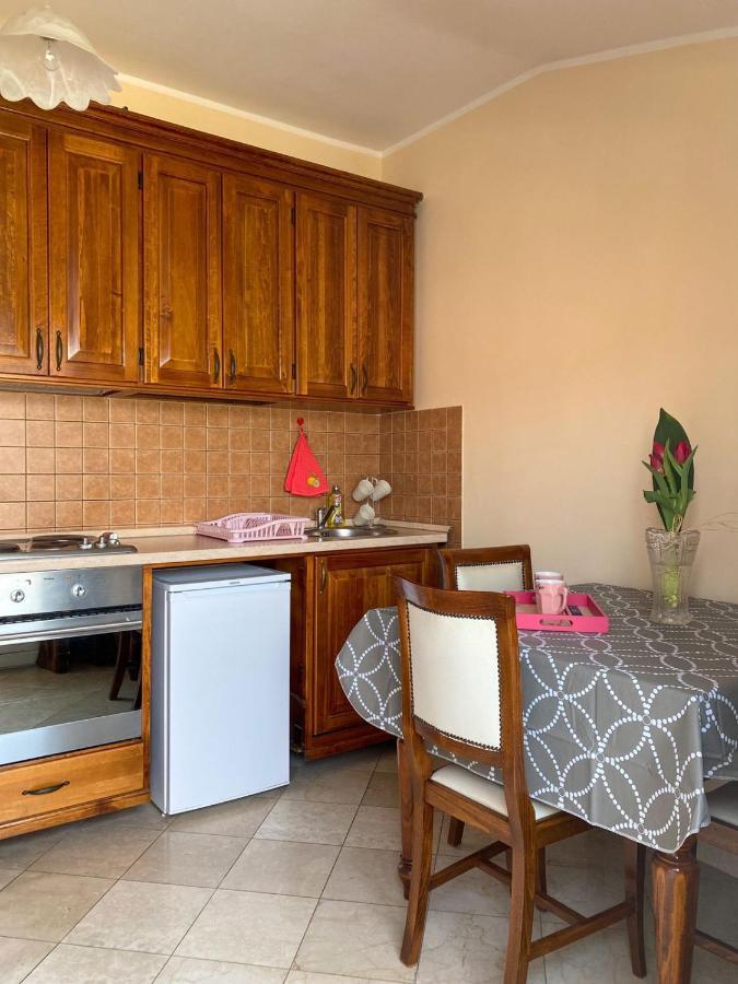 Lovely Apartment Jovan 3,With A View Of The Bay And Free Wi-Fi Kotor Exterior photo